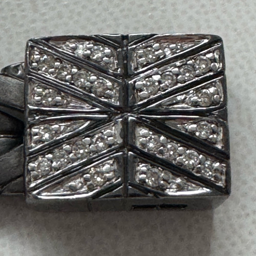 John Hardy Blackened Silver Modern Chain Link Bracelet Pave Diamond Clasp - Picture 3 of 10